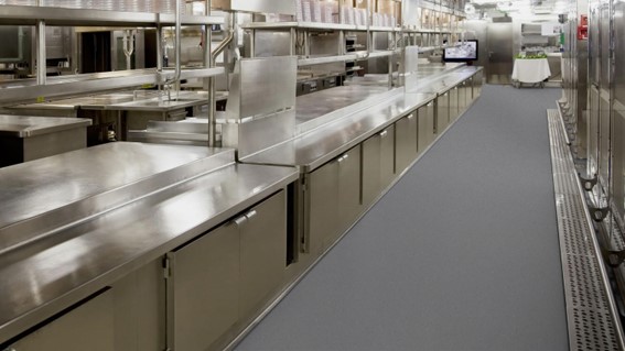 Safetred Universal Mercury 206071180 aplicado em cozinha industrial